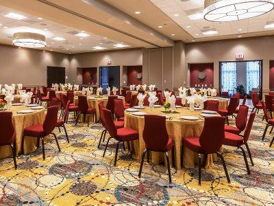 Hotel Crowne Plaza Shenandoah - The Woodlands