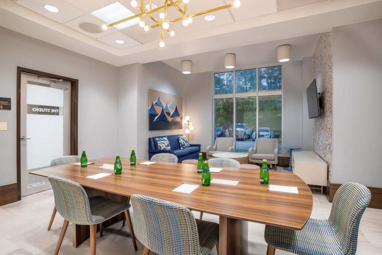 Crowne Plaza Shenandoah - 3* The Woodlands